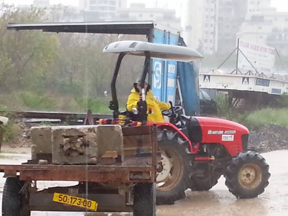 נהיגה על טרקטור